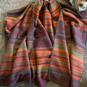 Wrap throw